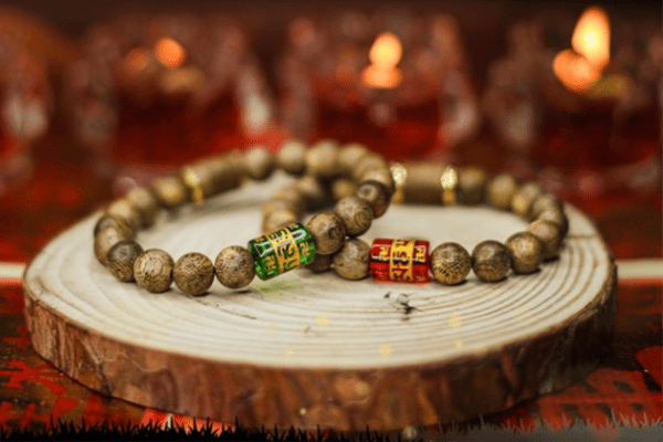 vong-tram-huong-hop-voi-ai