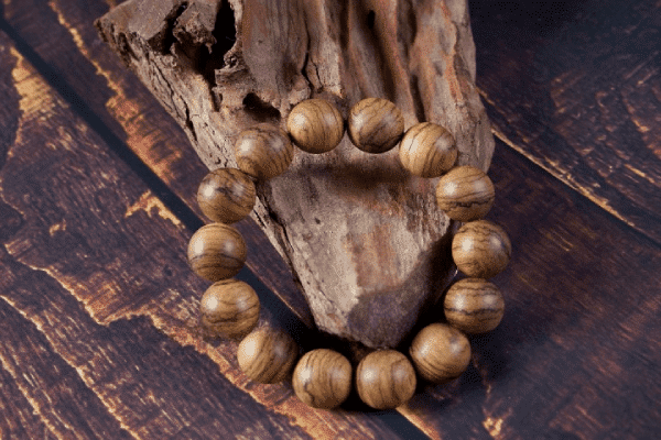 y-nghia-vong-tram-huong