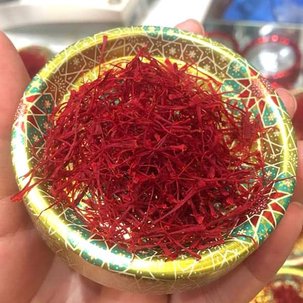 Nhụy hoa nghệ tây SAFFRON SUPER NEGIN giúp ngủ ngon, bồi bổ sức khỏe 2 nhuy-hoa-nghe-tay-saffron-super-negin