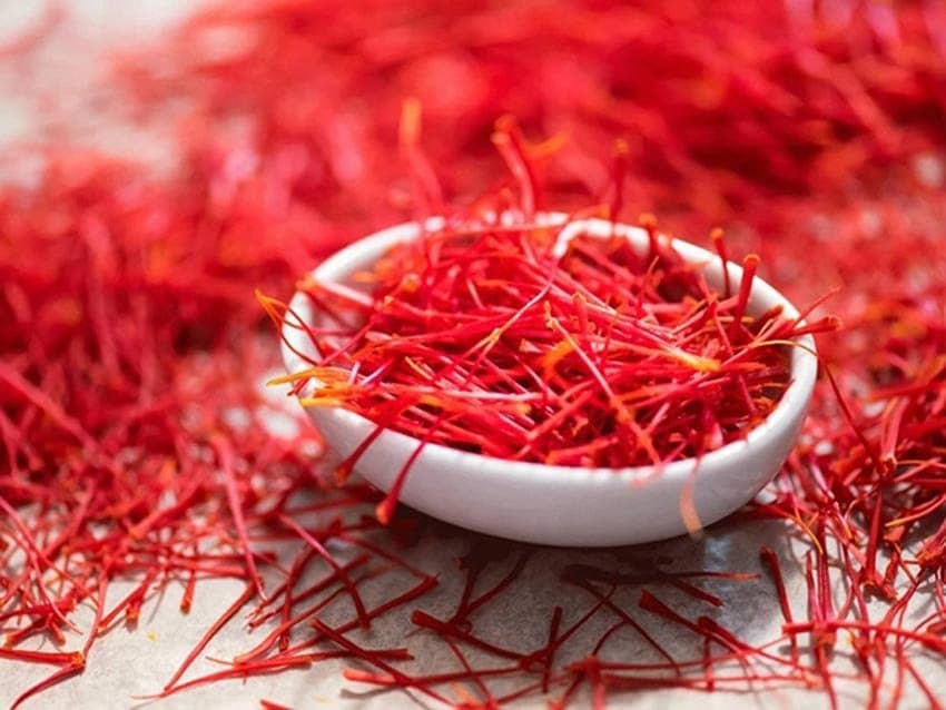 Nhụy hoa nghệ tây SAFFRON SUPER NEGIN giúp ngủ ngon, bồi bổ sức khỏe 3 nhuy-hoa-nghe-tay-saffron-super-negin